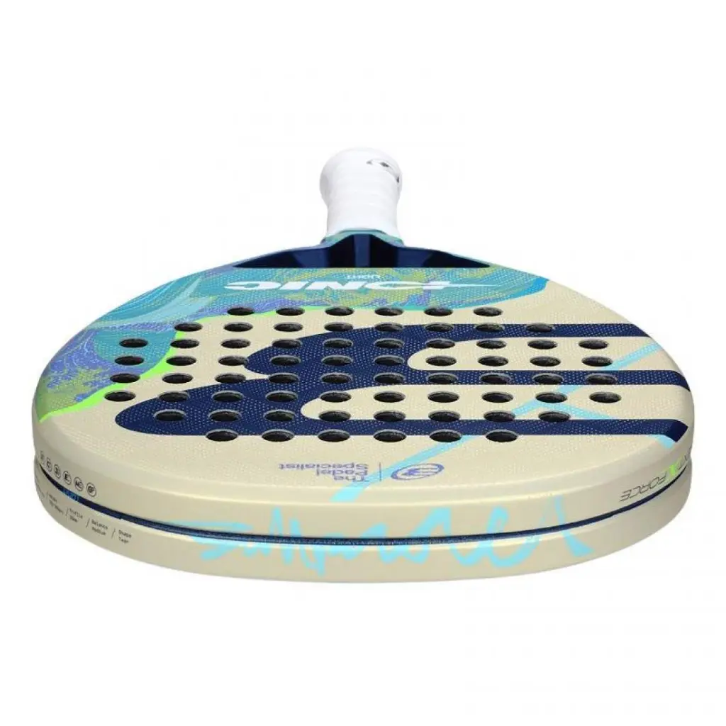 pala-bullpadel-ionic-light-2026-es-4-1100x1100.webp