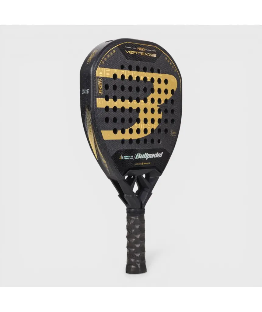 pala-bullpadel-vertex-05-geo-newgiza4.webp