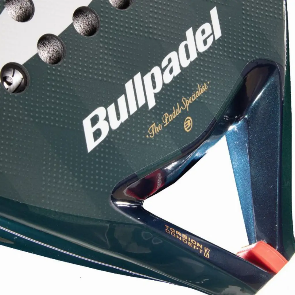 pala-bullpadel-juan-martin-diaz-icon-2026-es-6-1100x1100.webp